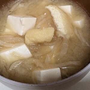 豆腐と切り干し大根のお味噌汁